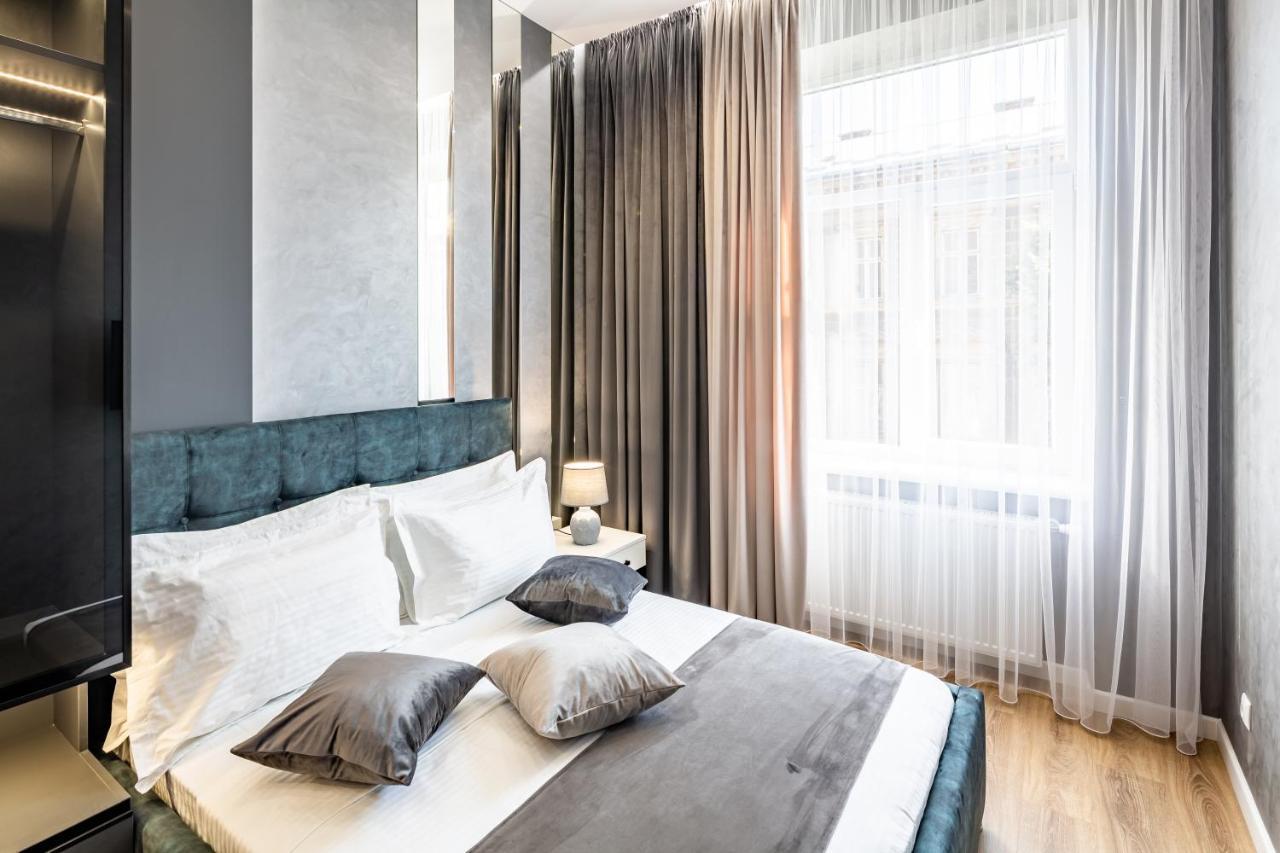 Alfa Apartments 3-кімнатна LUX-квартира у центрі Львова Экстерьер фото