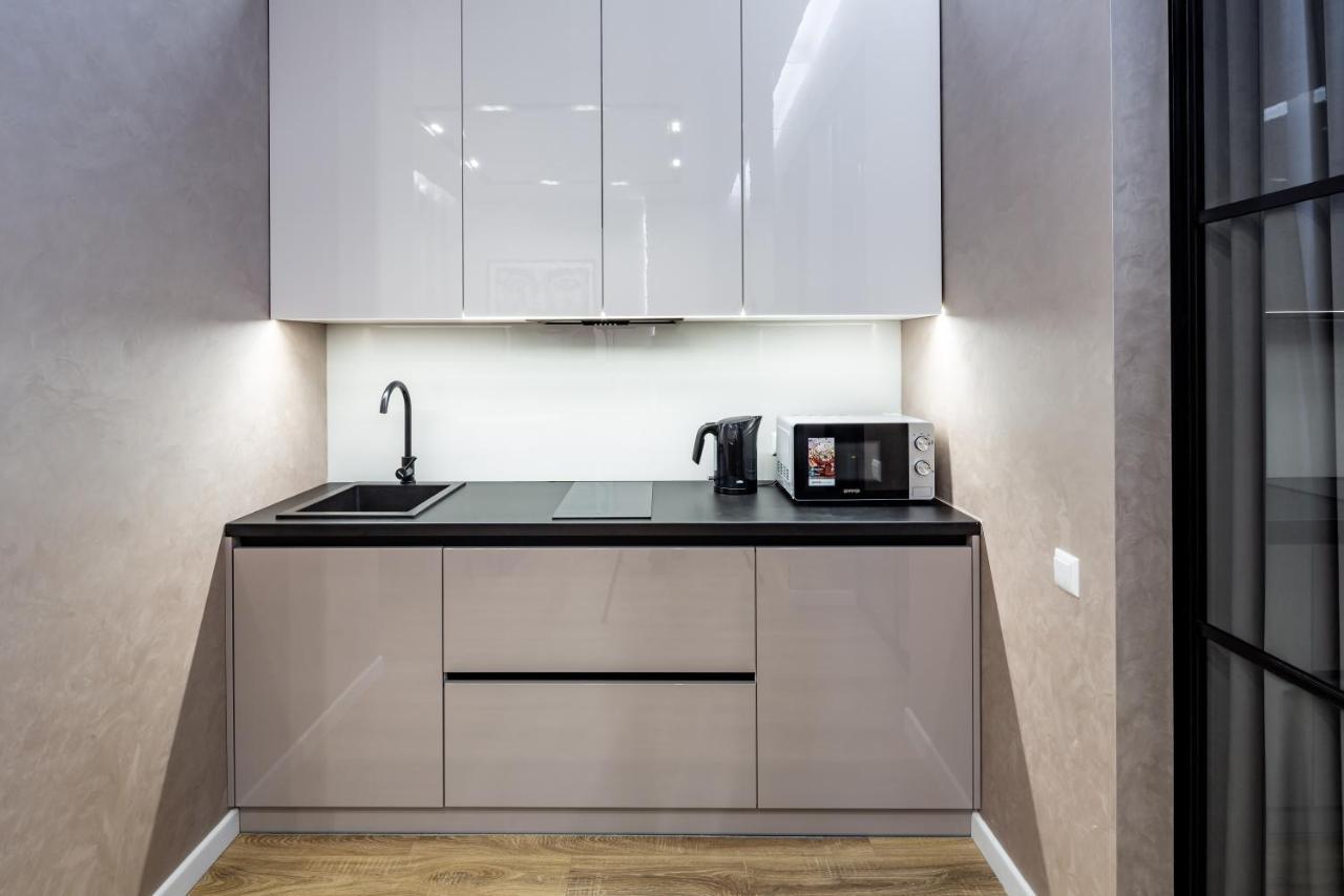 Alfa Apartments 3-кімнатна LUX-квартира у центрі Львова Экстерьер фото