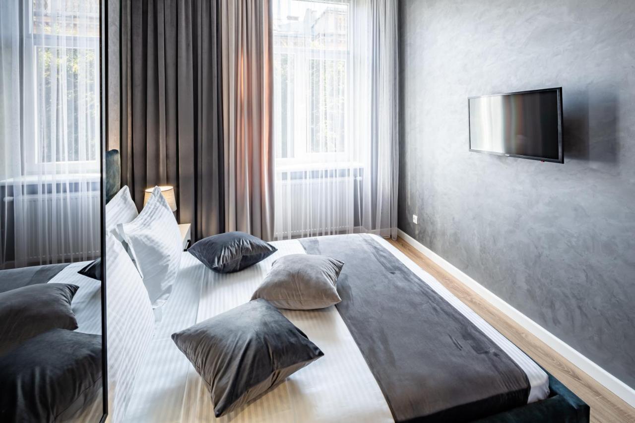 Alfa Apartments 3-кімнатна LUX-квартира у центрі Львова Экстерьер фото